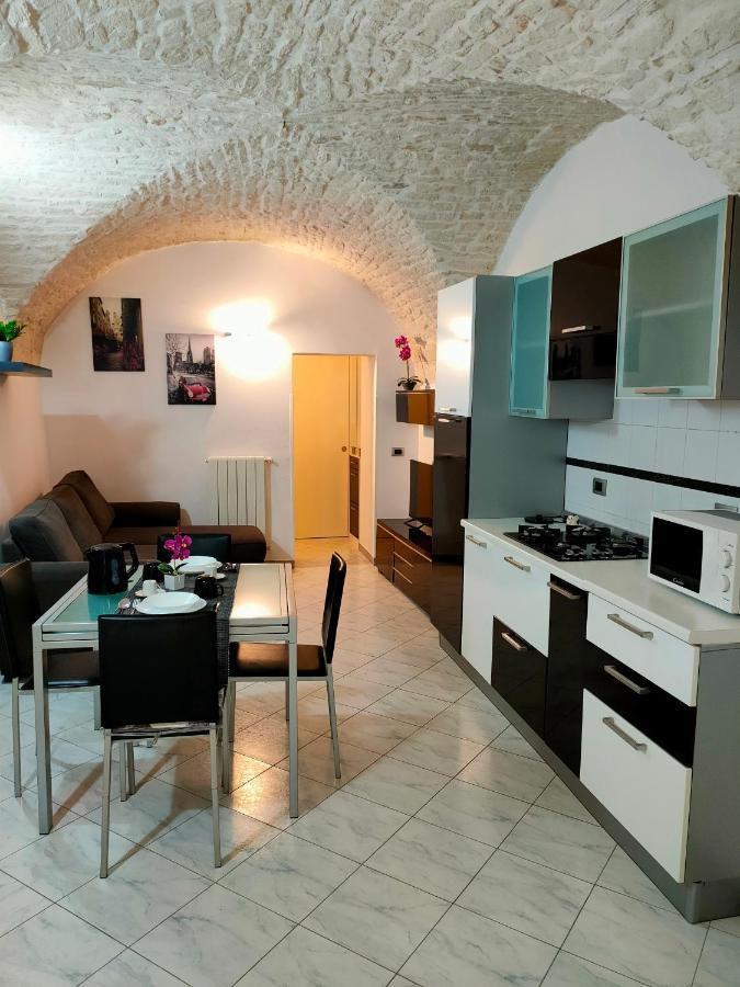 Stone House Apartment มาร์ตินาฟรังกา ภายนอก รูปภาพ
